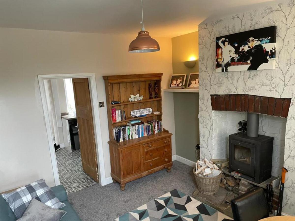 Holiday home Cosy Edge Of Peak District -log Burner Uk