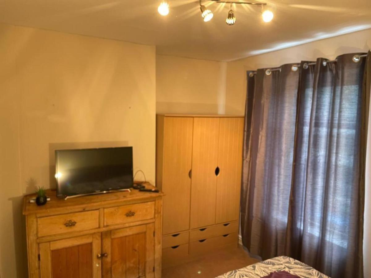 Holiday home Cosy Edge Of Peak District -log Burner Uk