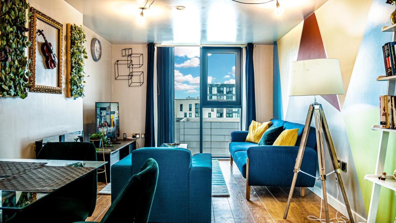 Apartment Beyond Blonk