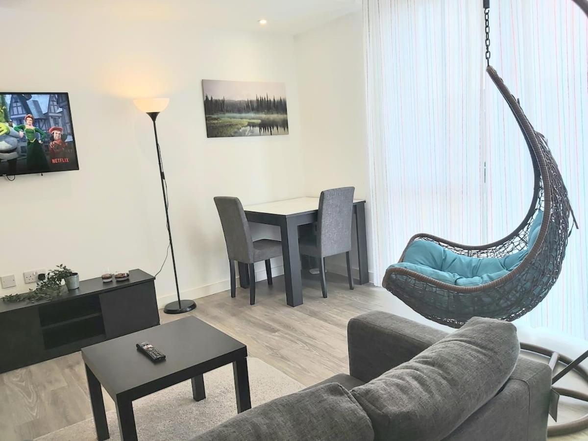 Ginger Serviced Apartment Sheffield City Centre - Netflix, Wifi, Digital Tv Apartment *