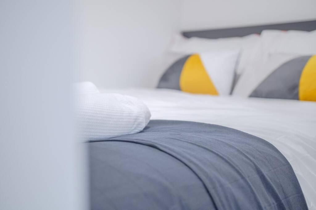 Ginger Serviced Apartment Sheffield City Centre - Netflix, Wifi, Digital Tv