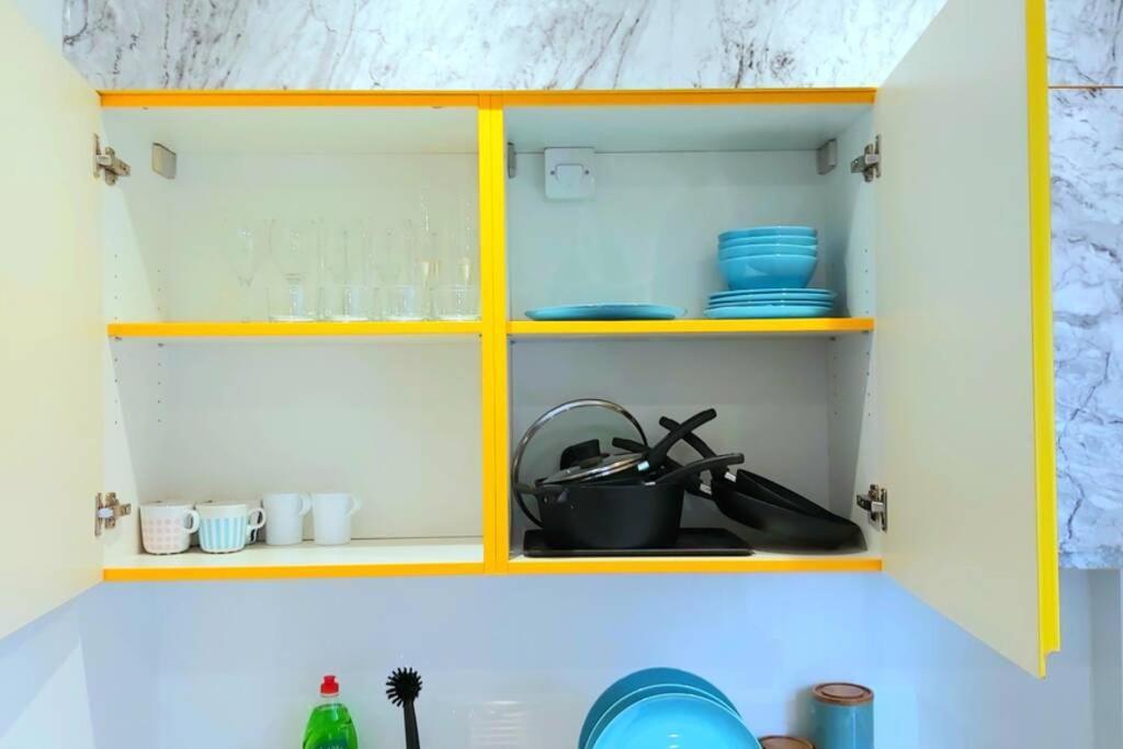 Apartment Ginger Serviced Apartment Sheffield City Centre - Netflix, Wifi, Digital Tv