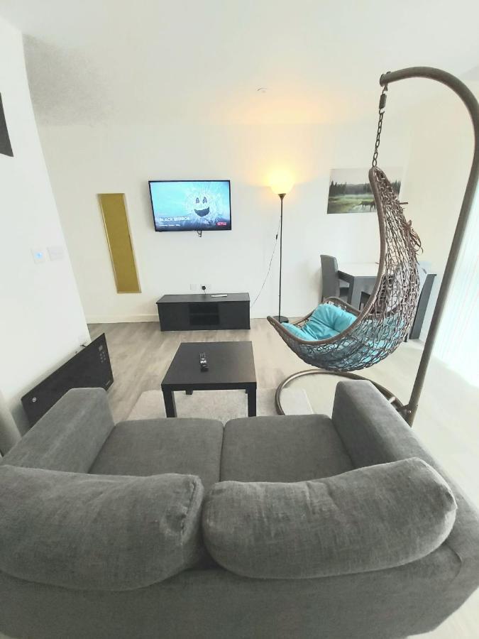 Ginger Serviced Apartment Sheffield City Centre - Netflix, Wifi, Digital Tv Apartment *