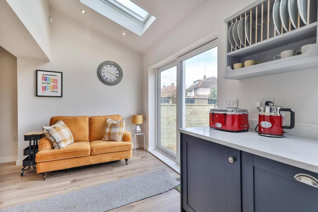 Elegant Retreat Nook At Peak District Gateway Holiday home Sheffield