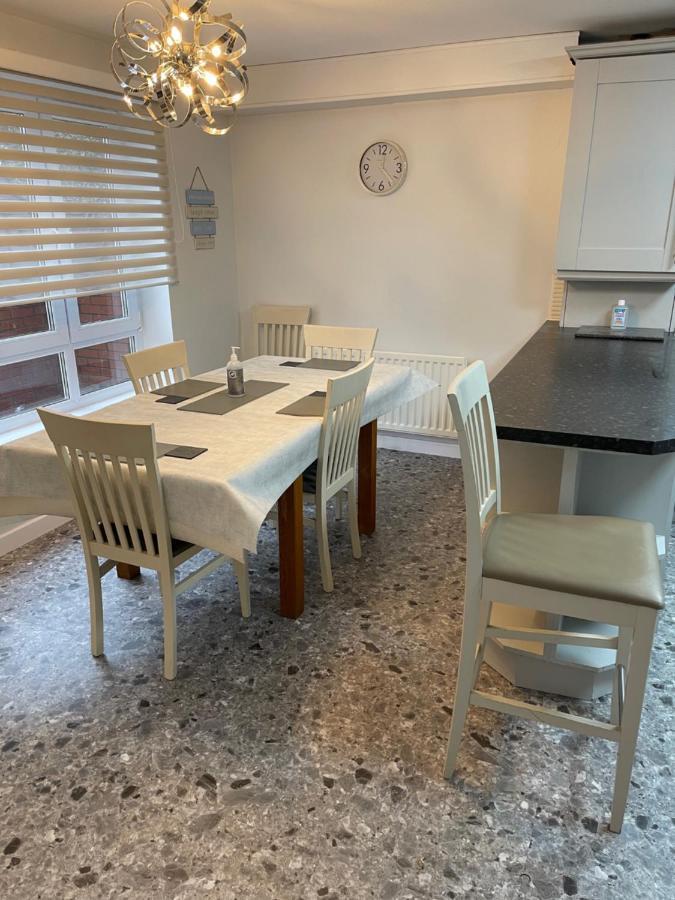Apartment The Beeches - Serviced Duplex *
