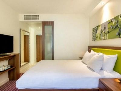 Hampton By Hilton Hotel