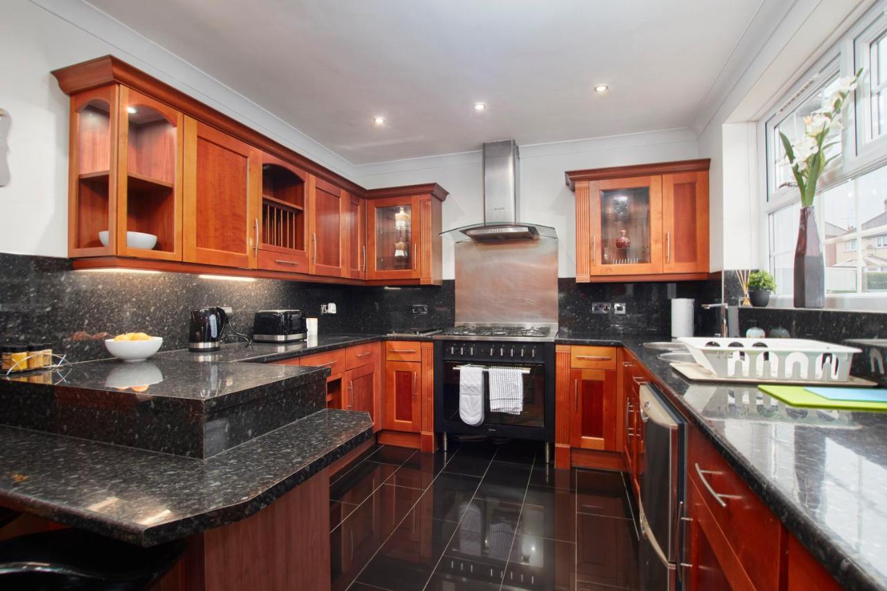 Holiday home Homebird - Carter Knowle House