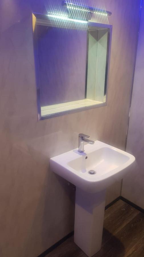 Highfields Living - Ensuite- Free Wifi- Free Local Parking * Sheffield