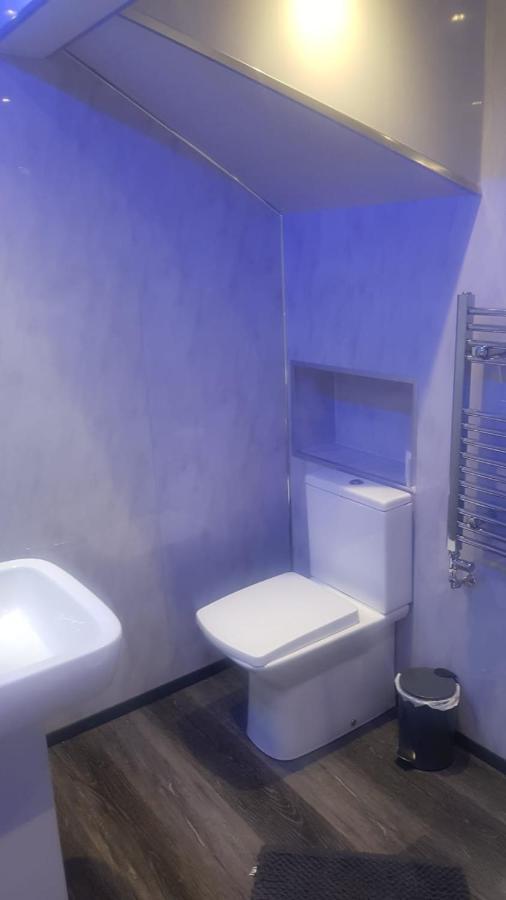 Guest house Highfields Living - Ensuite- Free Wifi- Free Local Parking Sheffield