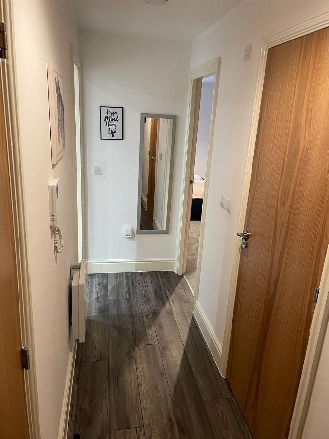 Queens - Lovely Entire Apartment Sheffield