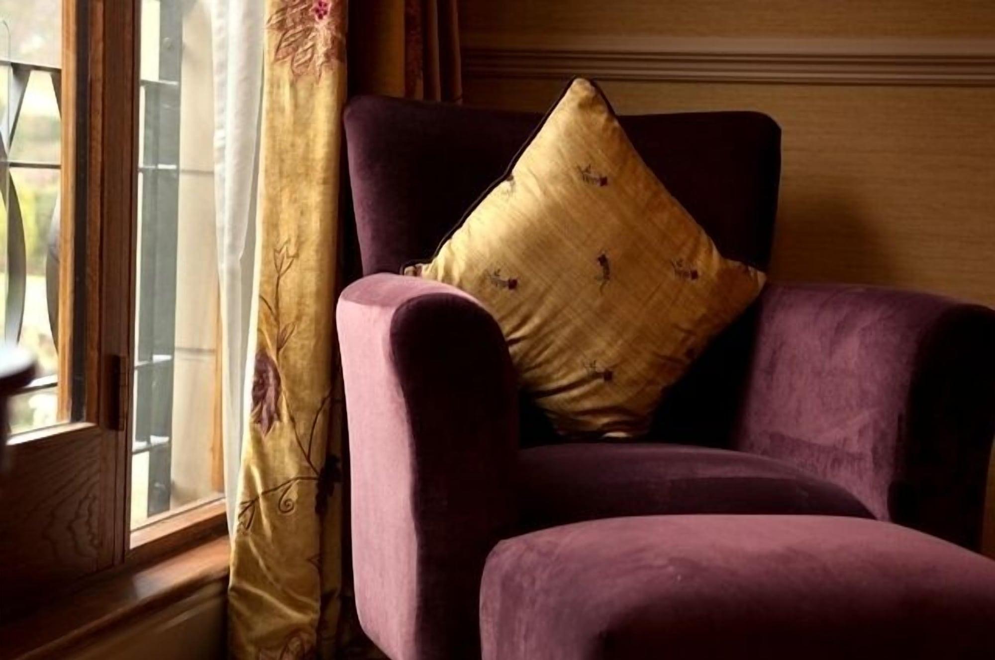 Whitley Hall 4*