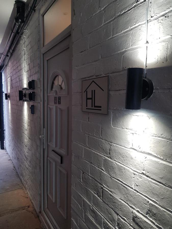 Highfields Living - Ensuite- Free Wifi- Free Local Parking