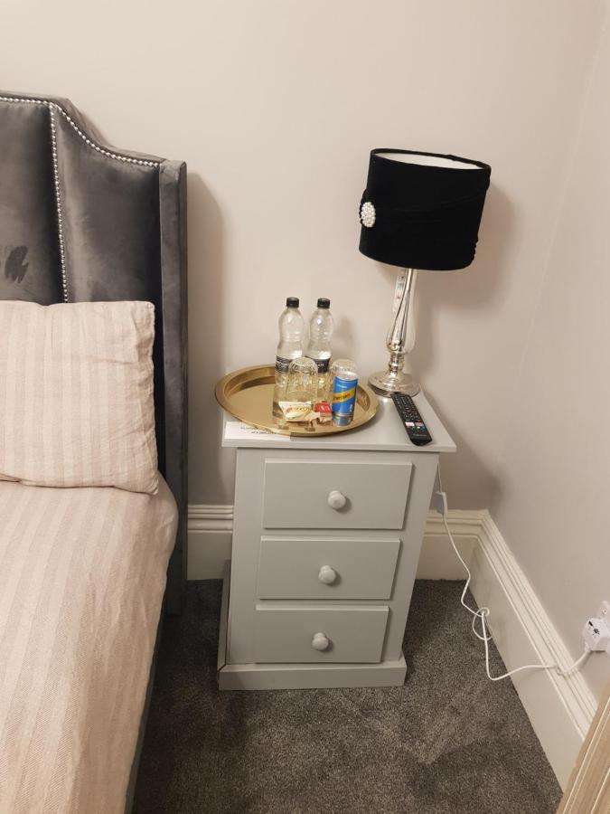 Highfields Living - Ensuite- Free Wifi- Free Local Parking Sheffield