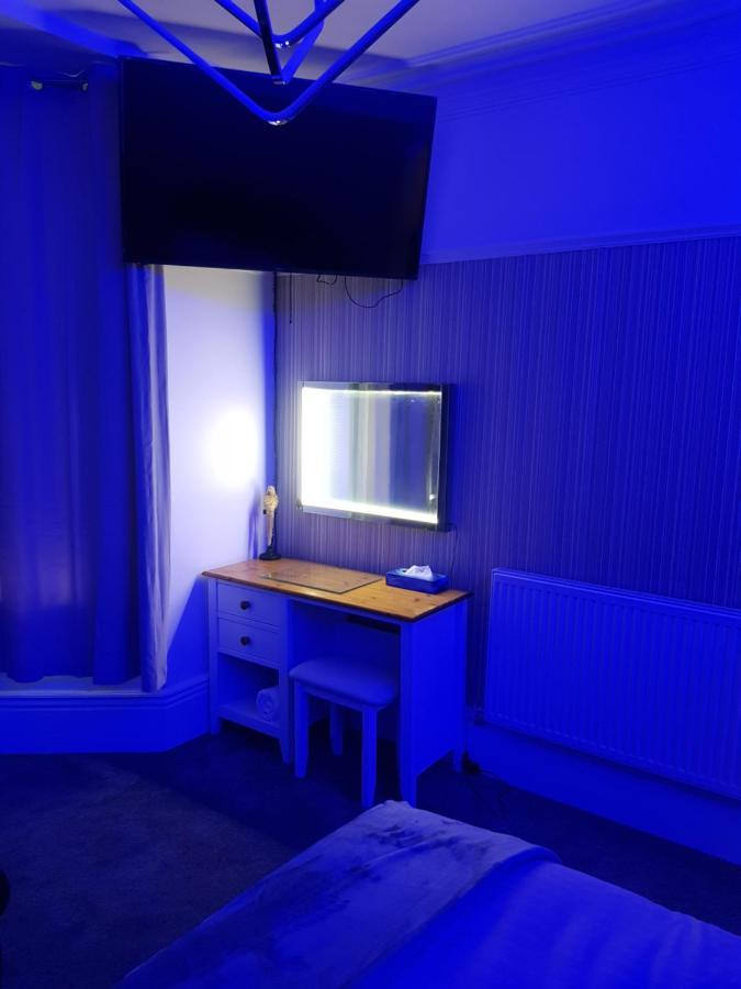 Guest house Highfields Living - Ensuite- Free Wifi- Free Local Parking Sheffield