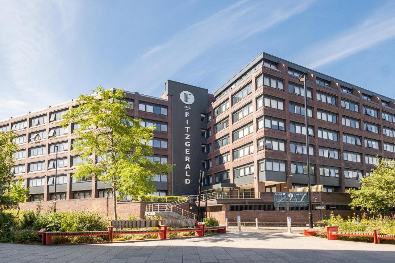 Apartment Smiling- The Fitzgerald Sheffield