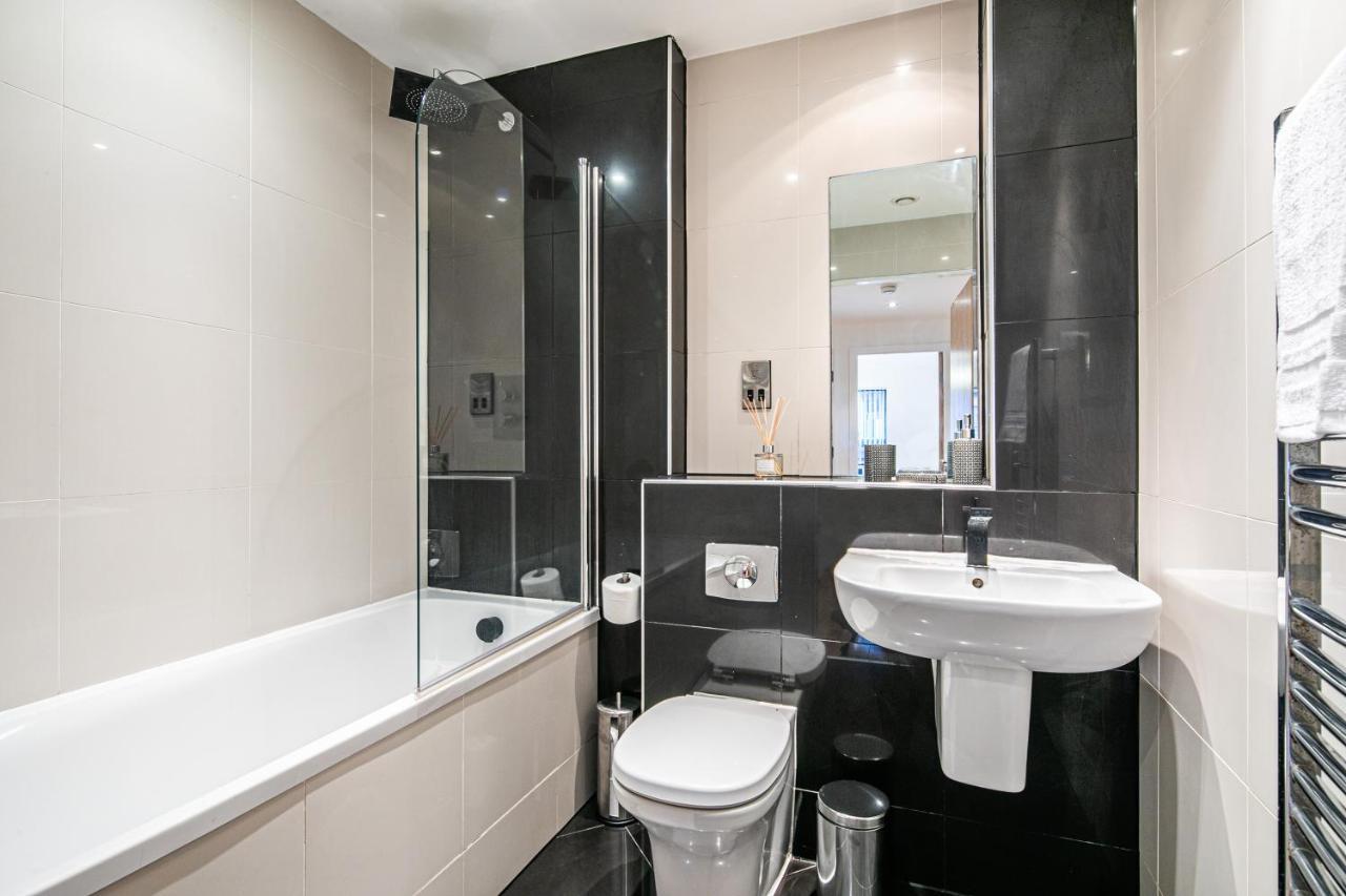 Free Parking, Iquarter Luxe 2 Bed - Available & Book Today Sheffield