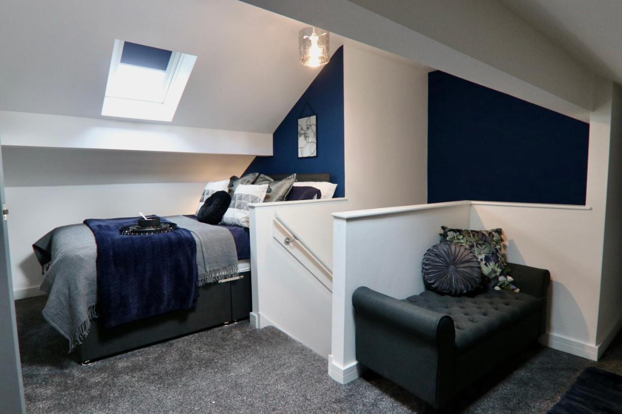 Boutique 5 Bed On Birdwell Road - Free Parking Guest house *