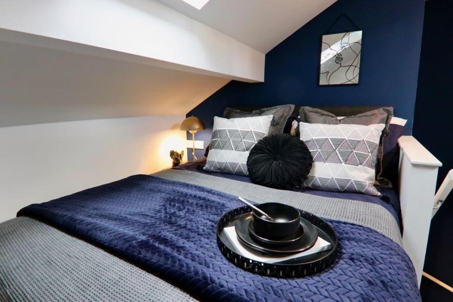Boutique 5 Bed On Birdwell Road - Free Parking Guest house Sheffield