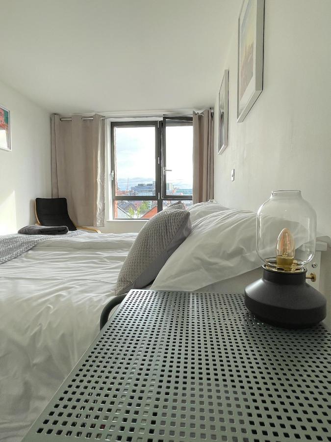 Penthouse W/ Parking Sheffield