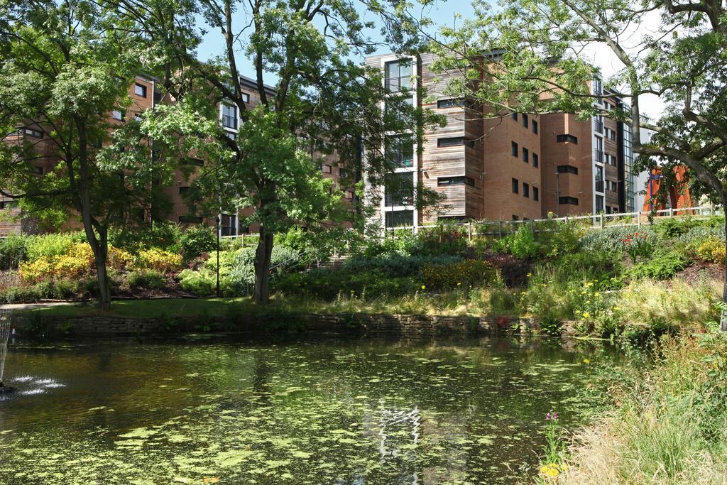 The Endcliffe Village - Part Of The University Of Apartment *