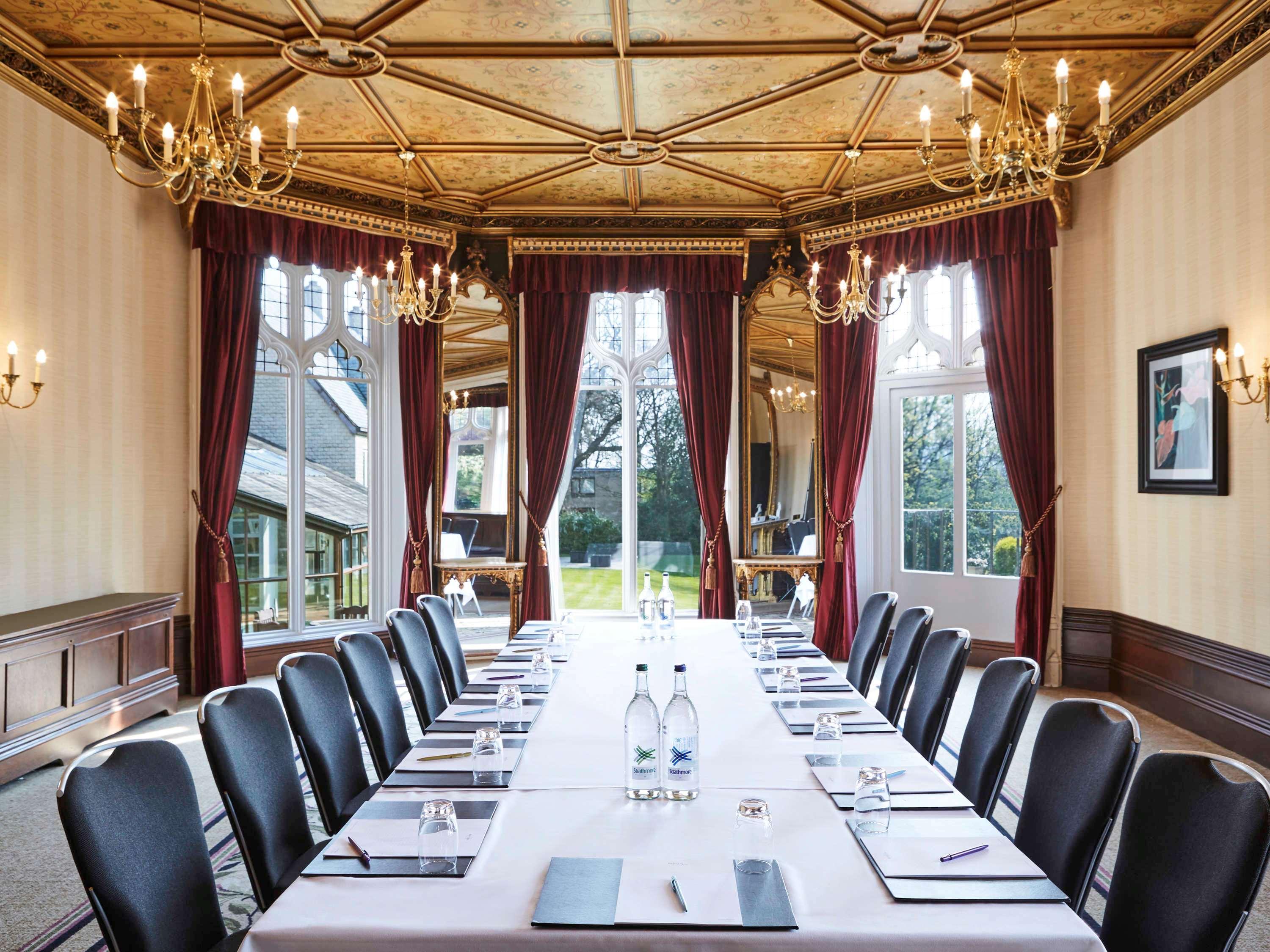 Mercure Kenwood Hall & 4* Sheffield