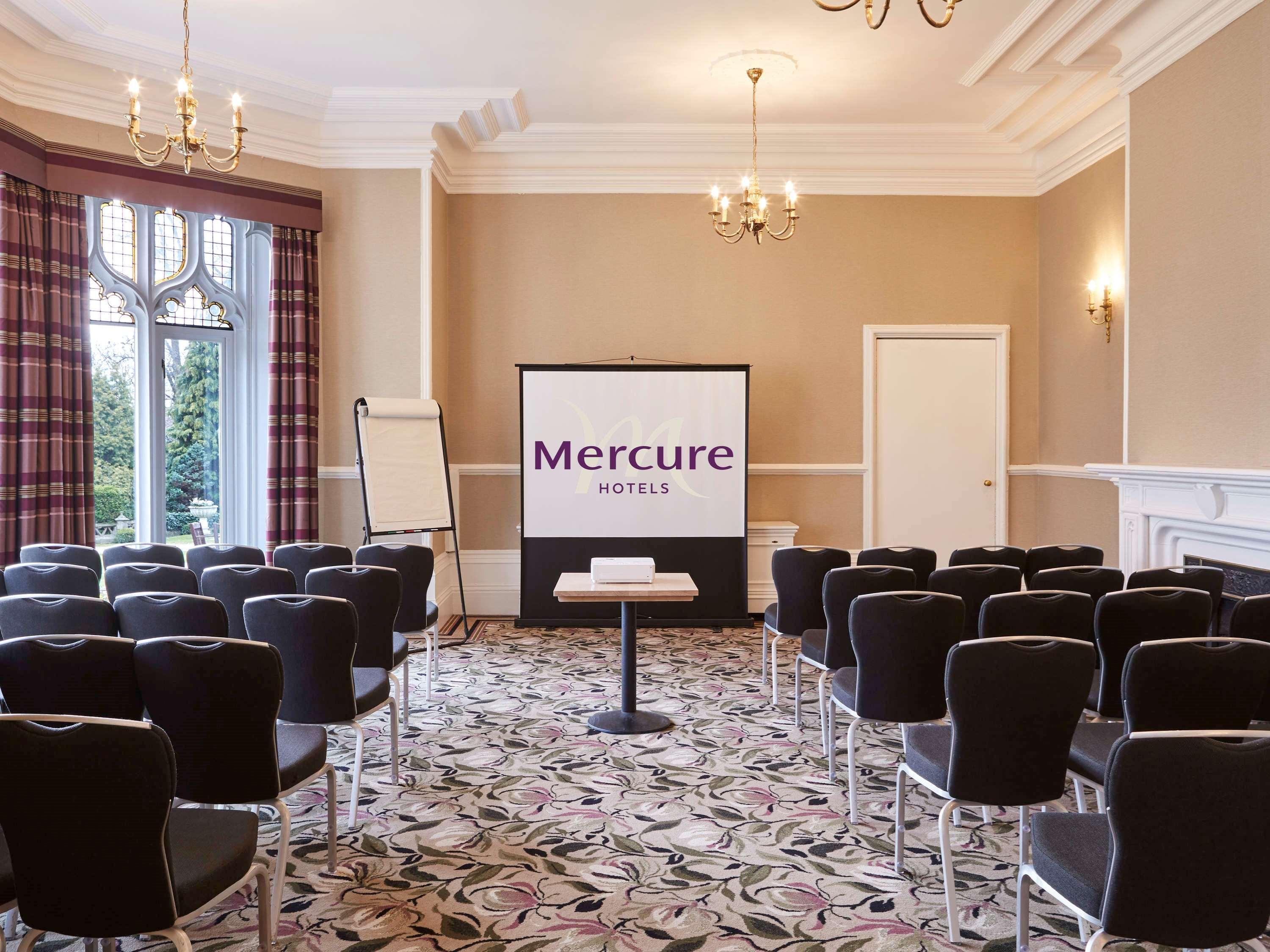 Mercure Kenwood Hall & 4*