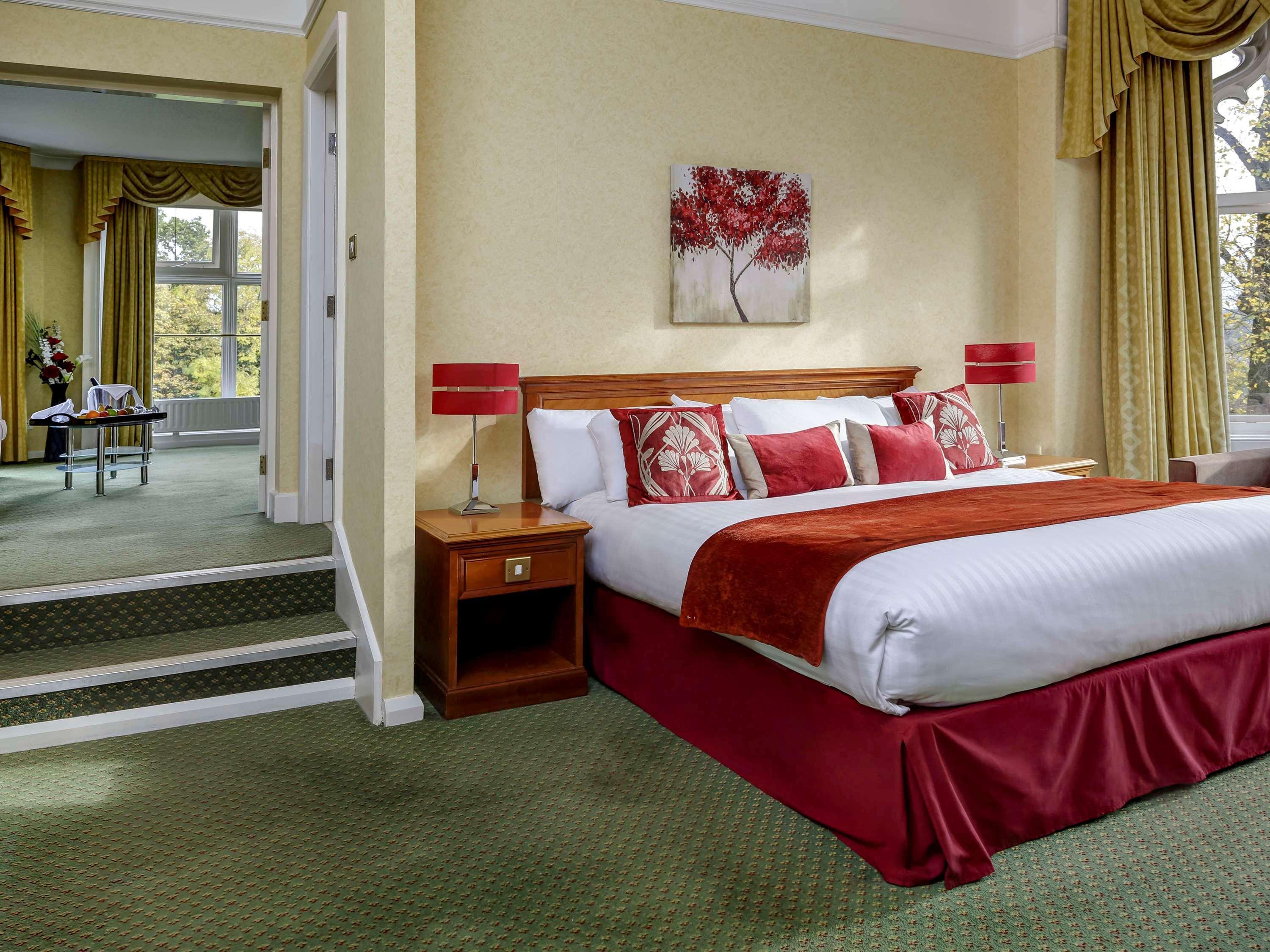 Mercure Kenwood Hall & 4*
