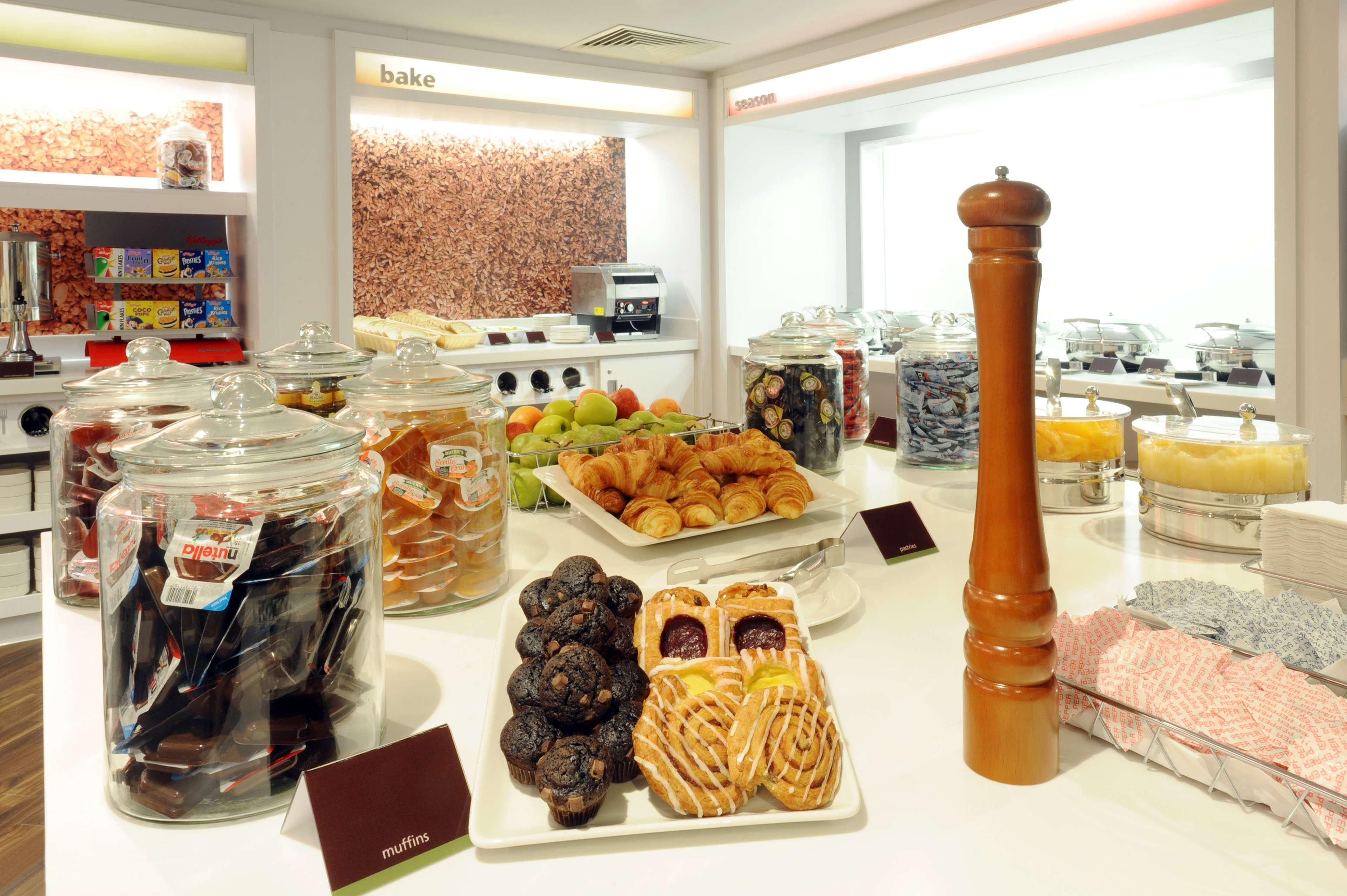 Hampton By Hilton Hotel 3*
