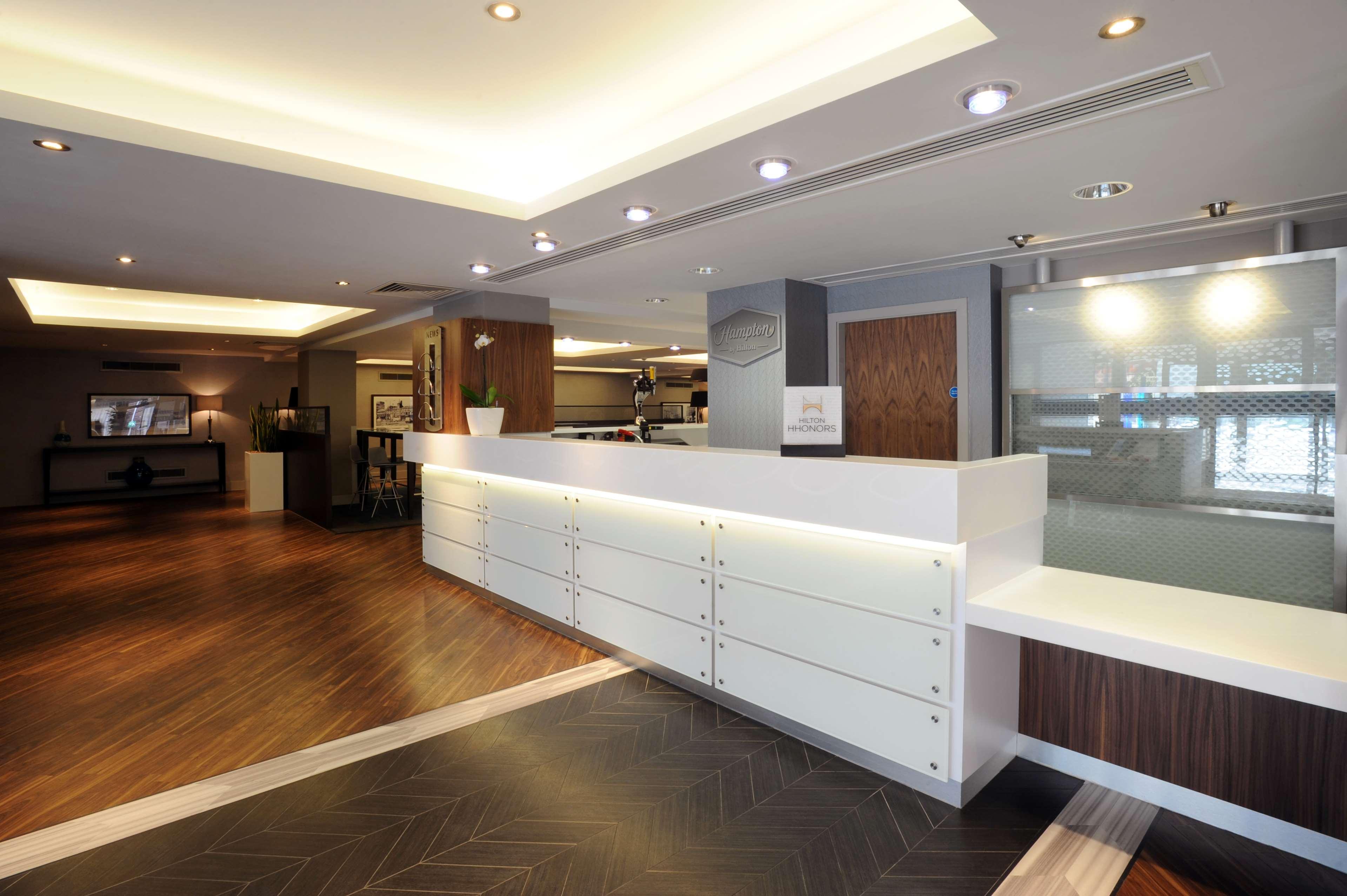 Hampton By Hilton 3*
