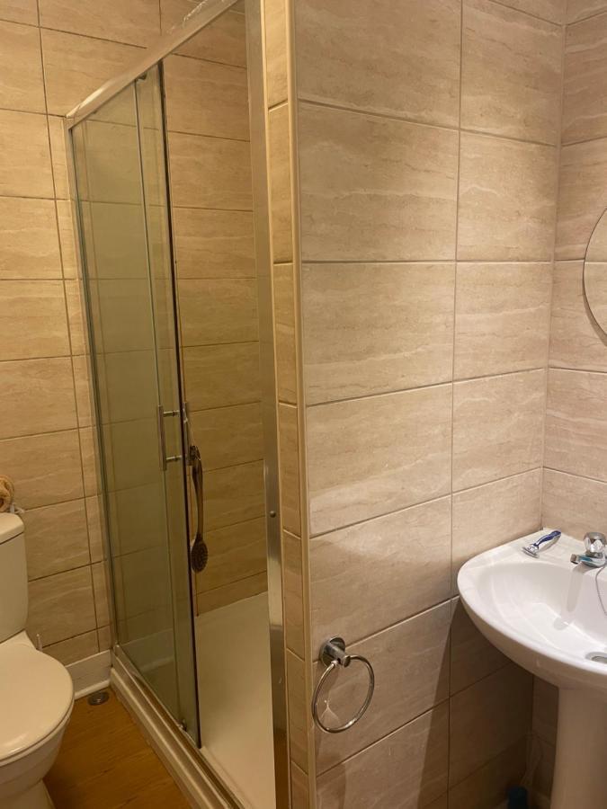 Perfect For Large Groups, Sleeps 15 Close To Centre Holiday home