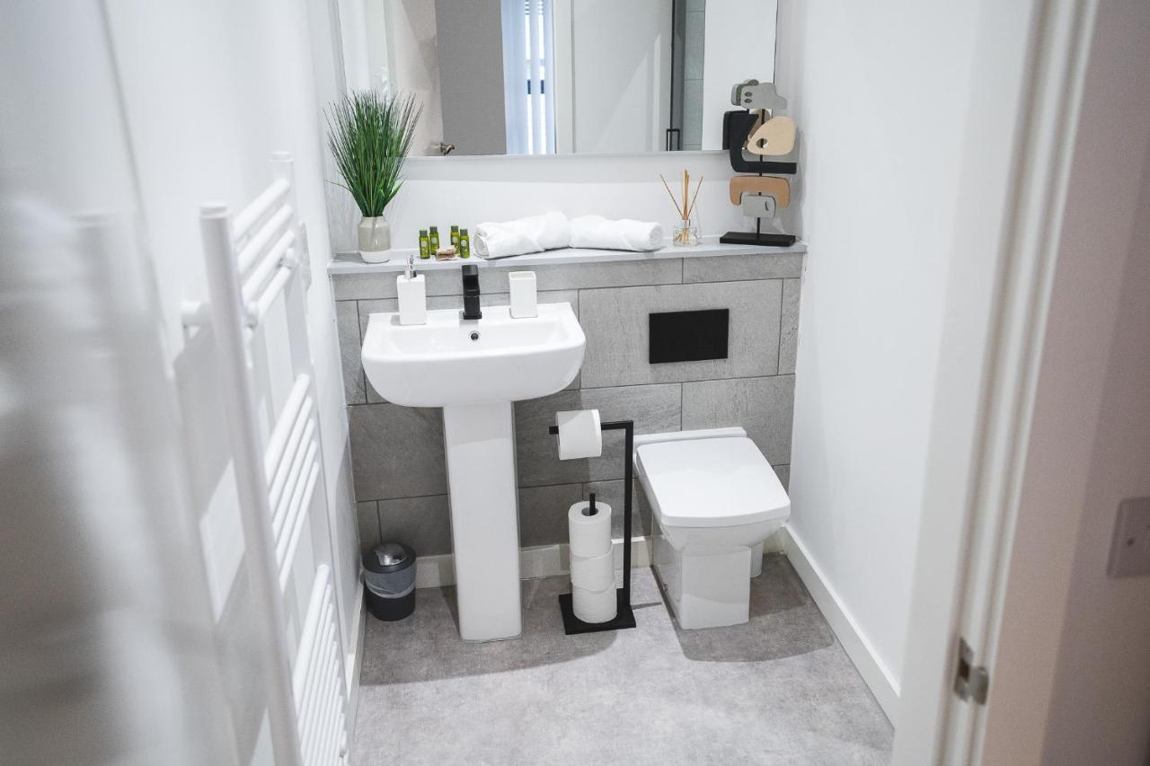 Apartment Birtin Works - Brand New - Centre *