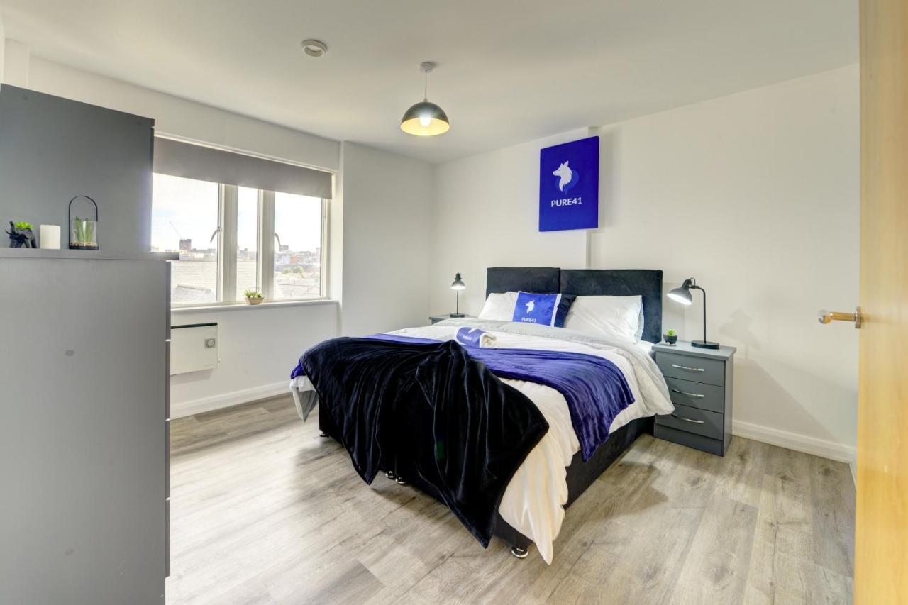 Spacious - Penthouse 2 Bed With Secure Allocated Parking