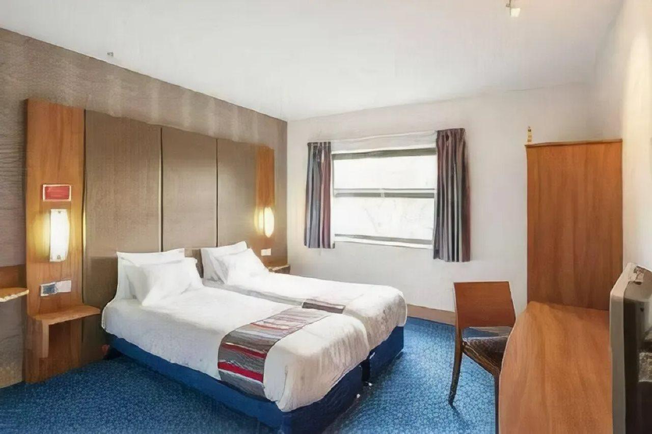 Purple Meadowhall 3* Sheffield