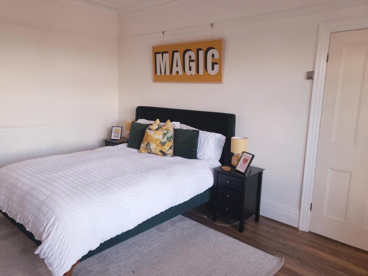 Luxury 4 Bed Family Property In Popular Location * Sheffield