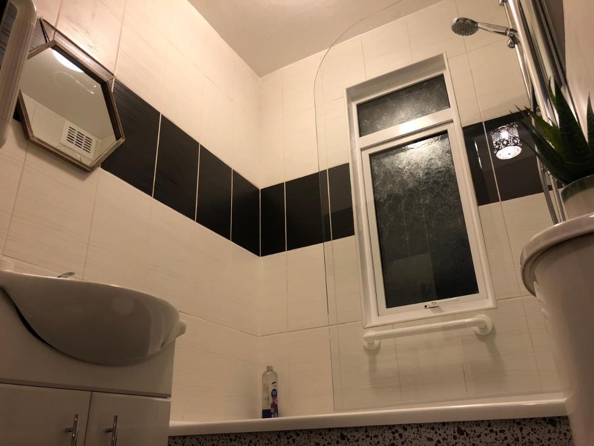 Handsworth - 2 Bedroomed Holiday home