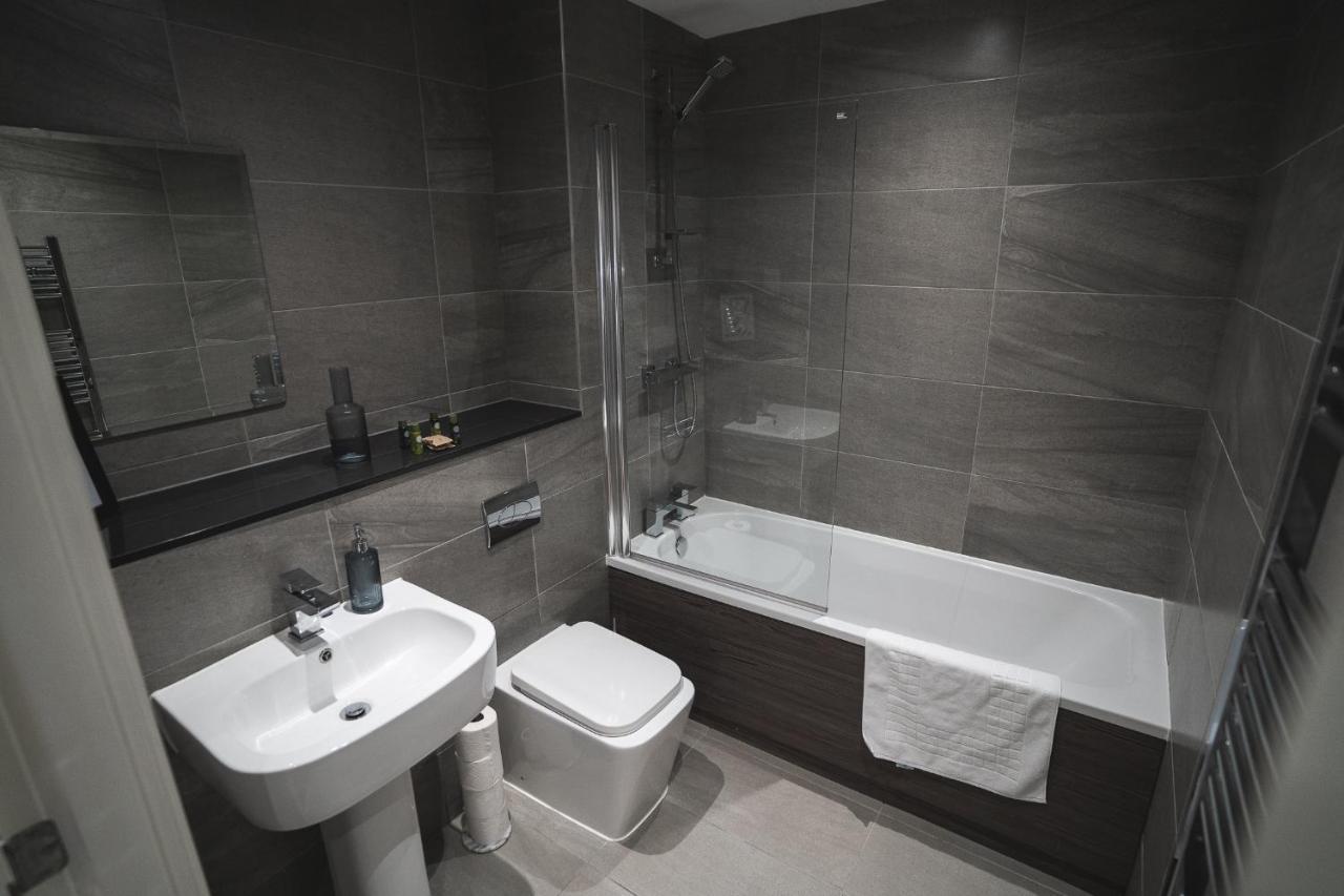 Modern 1-bed - New - City Centre - Free Wi-fi - * Sheffield