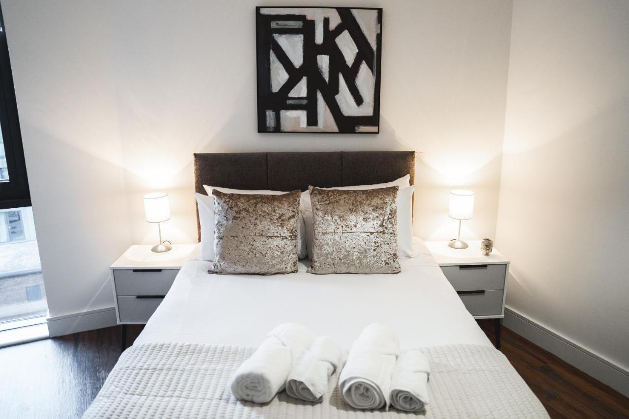 Modern 1-bed - New - City Centre - Free Wi-fi - Apartment