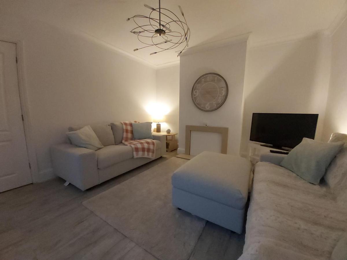 Homestay White House