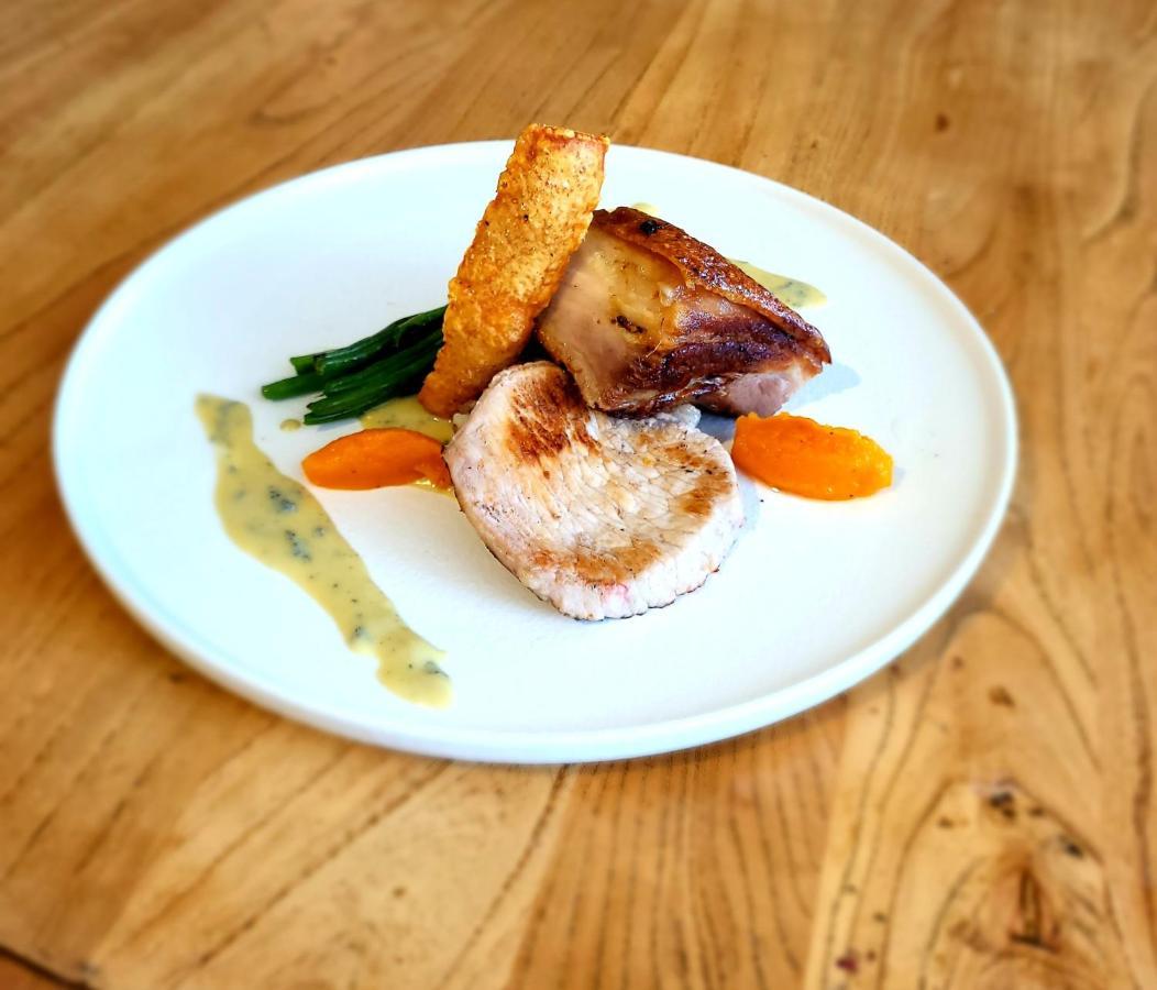The Norfolk Arms Inn 3*