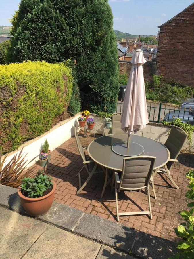Coniston Guest house Sheffield