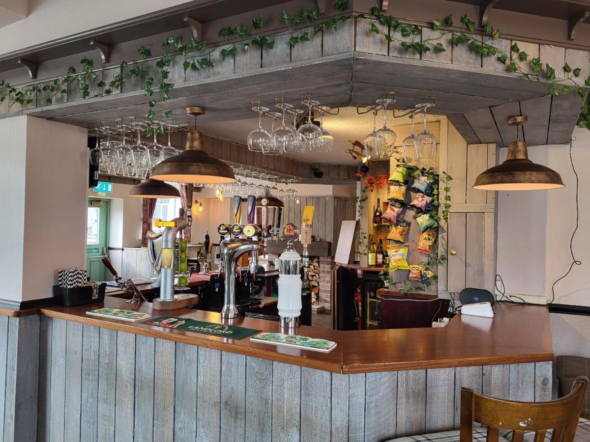 The Norfolk Arms Inn 3*