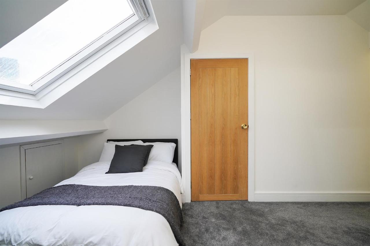 Charlotte House, Entire Private House, Close To Centre, Wifi