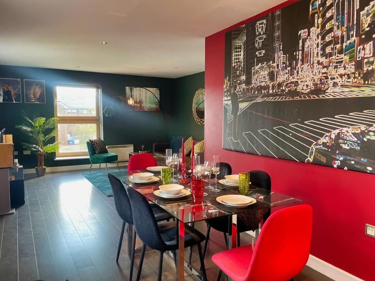 Historic Clock Tower With Rooftop Terrace And Free Secure Parking * Sheffield