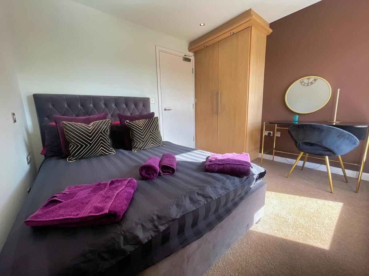Historic Clock Tower With Rooftop Terrace And Free Secure Parking Apartment Sheffield
