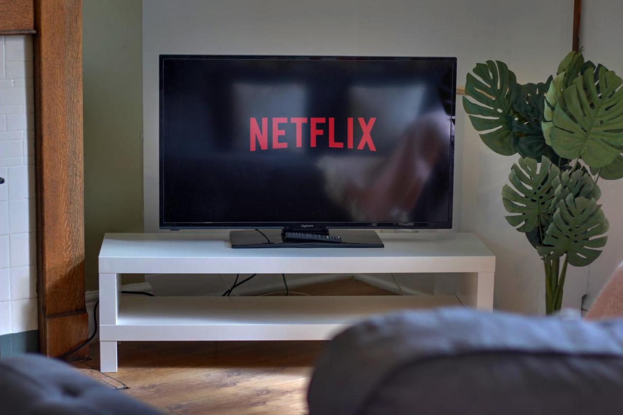 Convenient 2-bed - Ideal For Contractors & Working Away, Free Parking, Pet Friendly, Netflix Sheffield