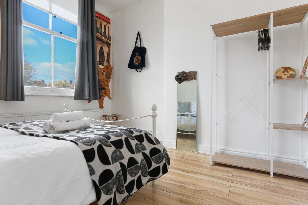 Convenient 2-bed - Ideal For Contractors & Working Away, Free Parking, Pet Friendly, Netflix *