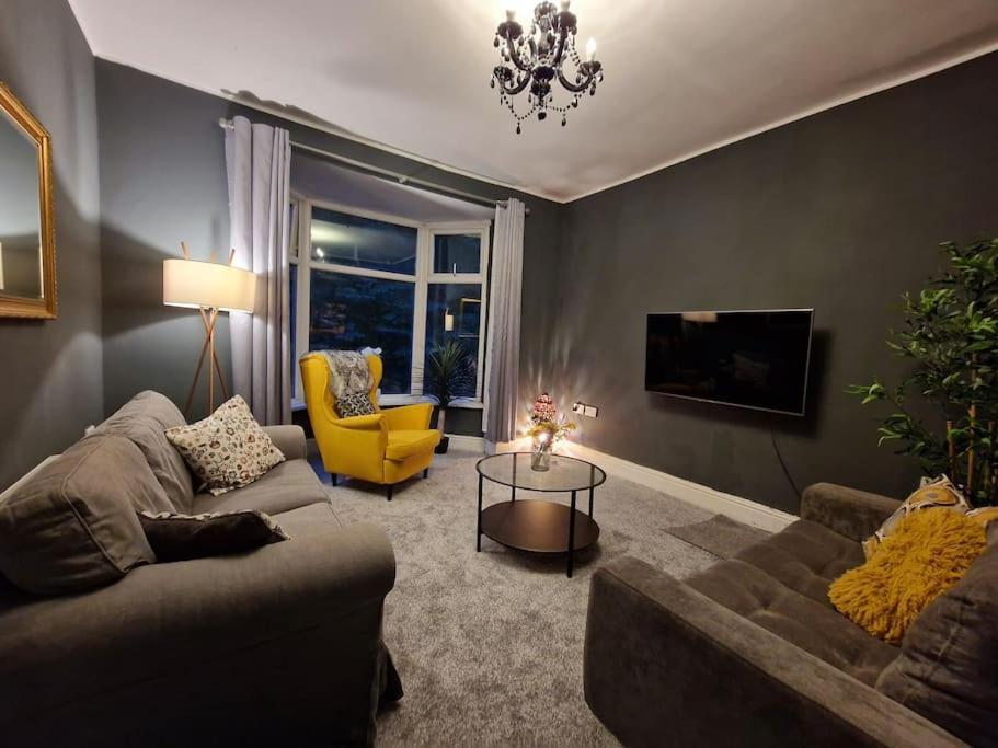 Casa de férias Stunning 3 Bedroom Near Ng Hospital