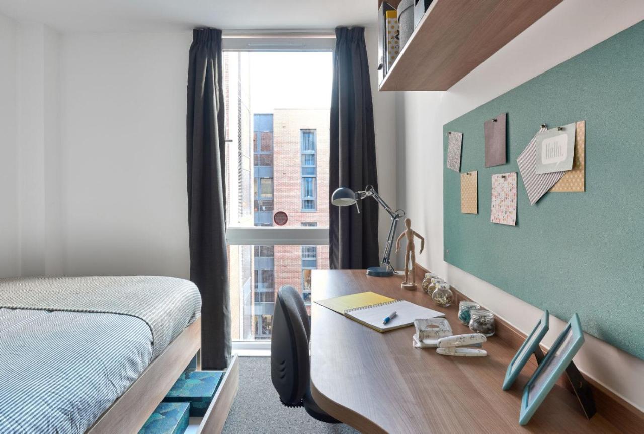 Apartment Ensuite Bedrooms With Shared Kitchen At The Elements Located In For Students Only *