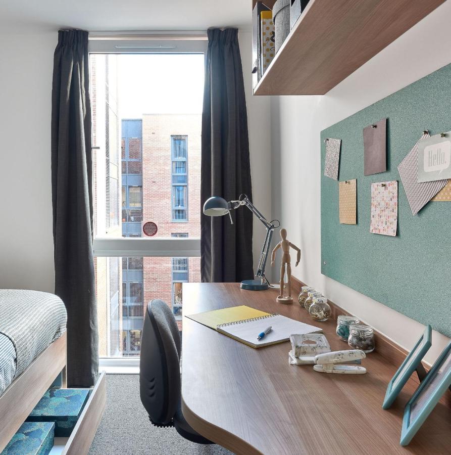 Ensuite Bedrooms With Shared Kitchen At The Elements Located In For Students Only * Sheffield