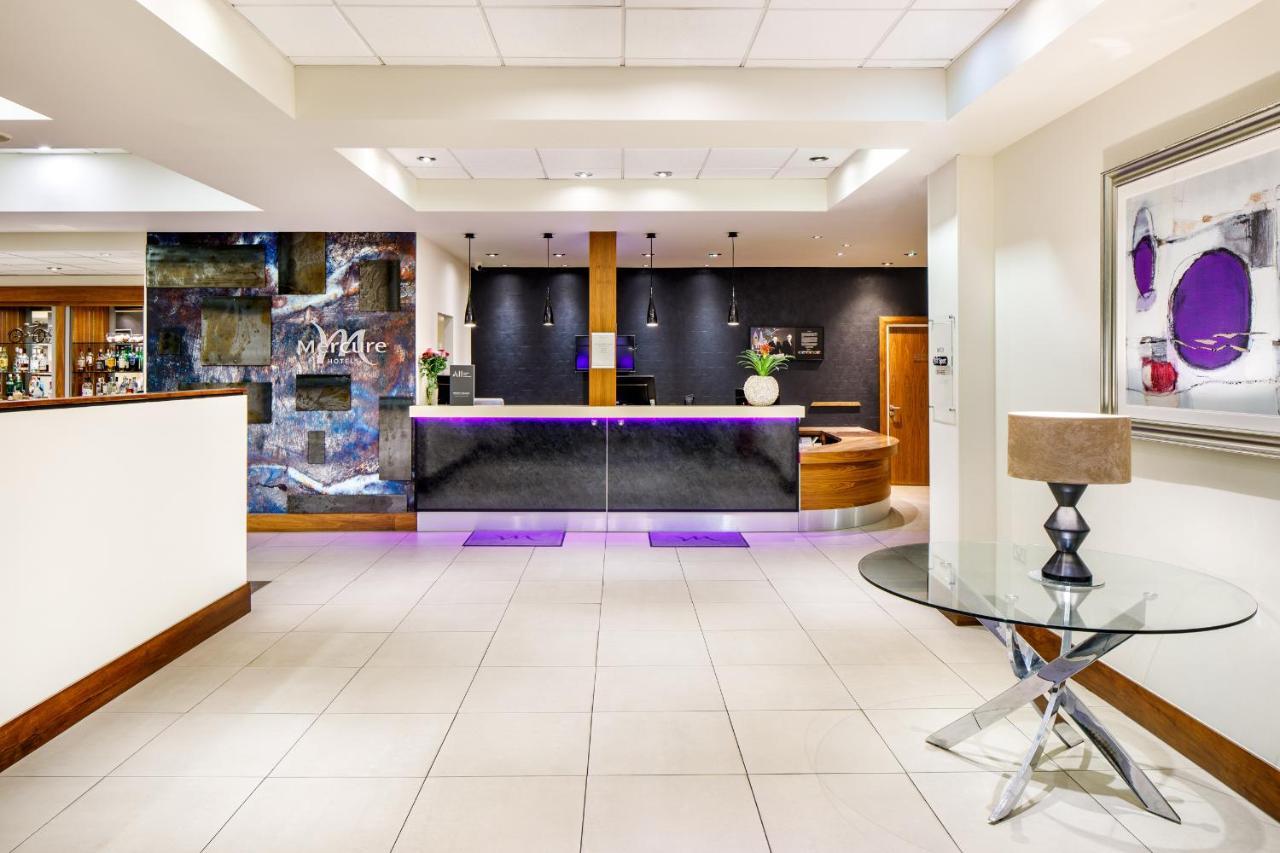 Hotel Mercure Parkway